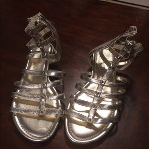 LADIES MARC FISHER S 7.5 GOLD GLADIATOR SANDAL NEW